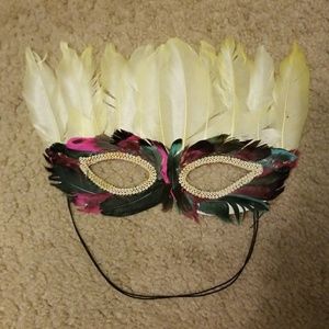🎁 FREE w/ purch Masquerade mask colorful feathers